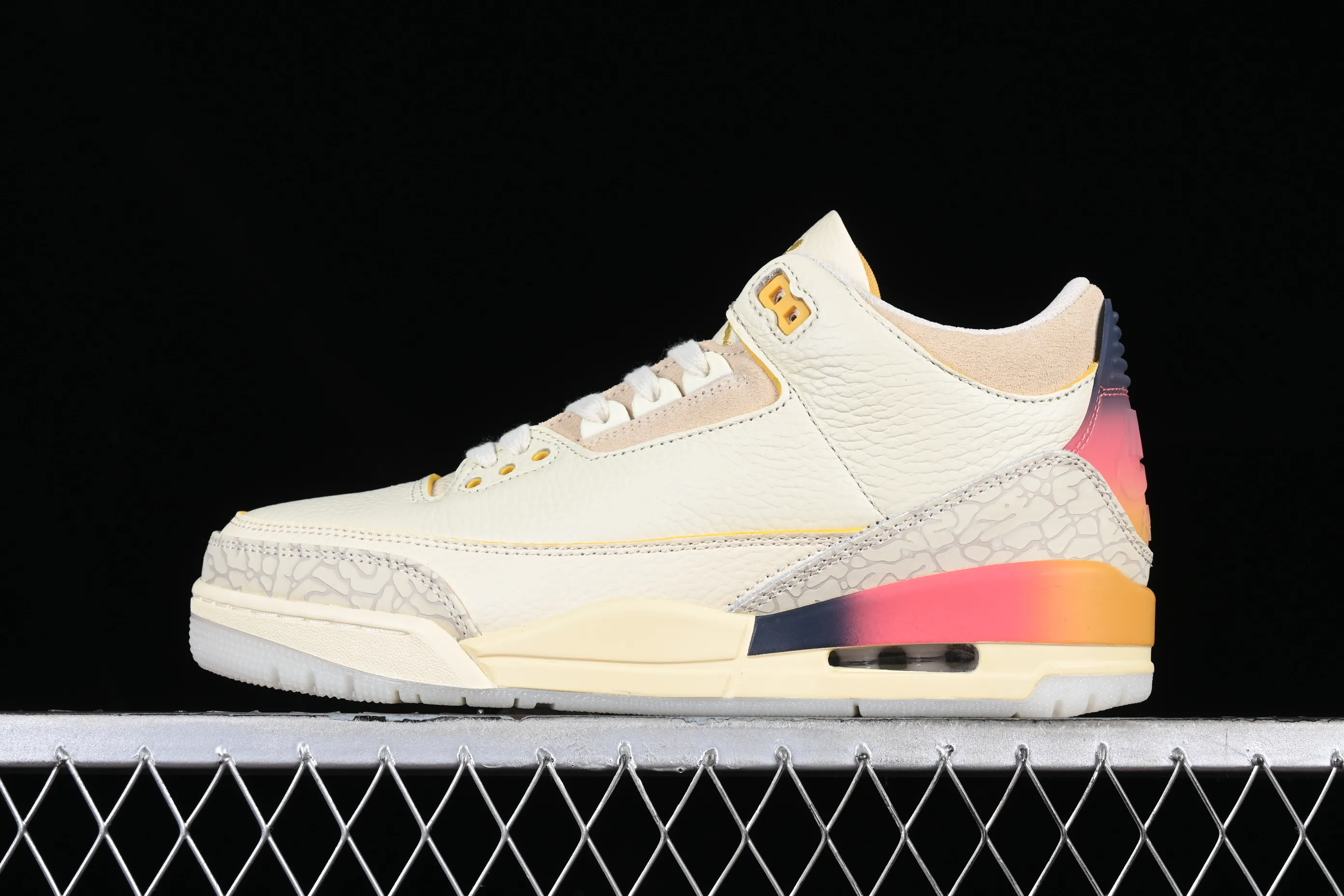 All categories Air Jordan Jordan series basketball shoes Air Jordan 3 cost-effective version J.Balvin x Air Jordan 3 Retro AJ3 Joe 3 rainbow gradient FN0344-901